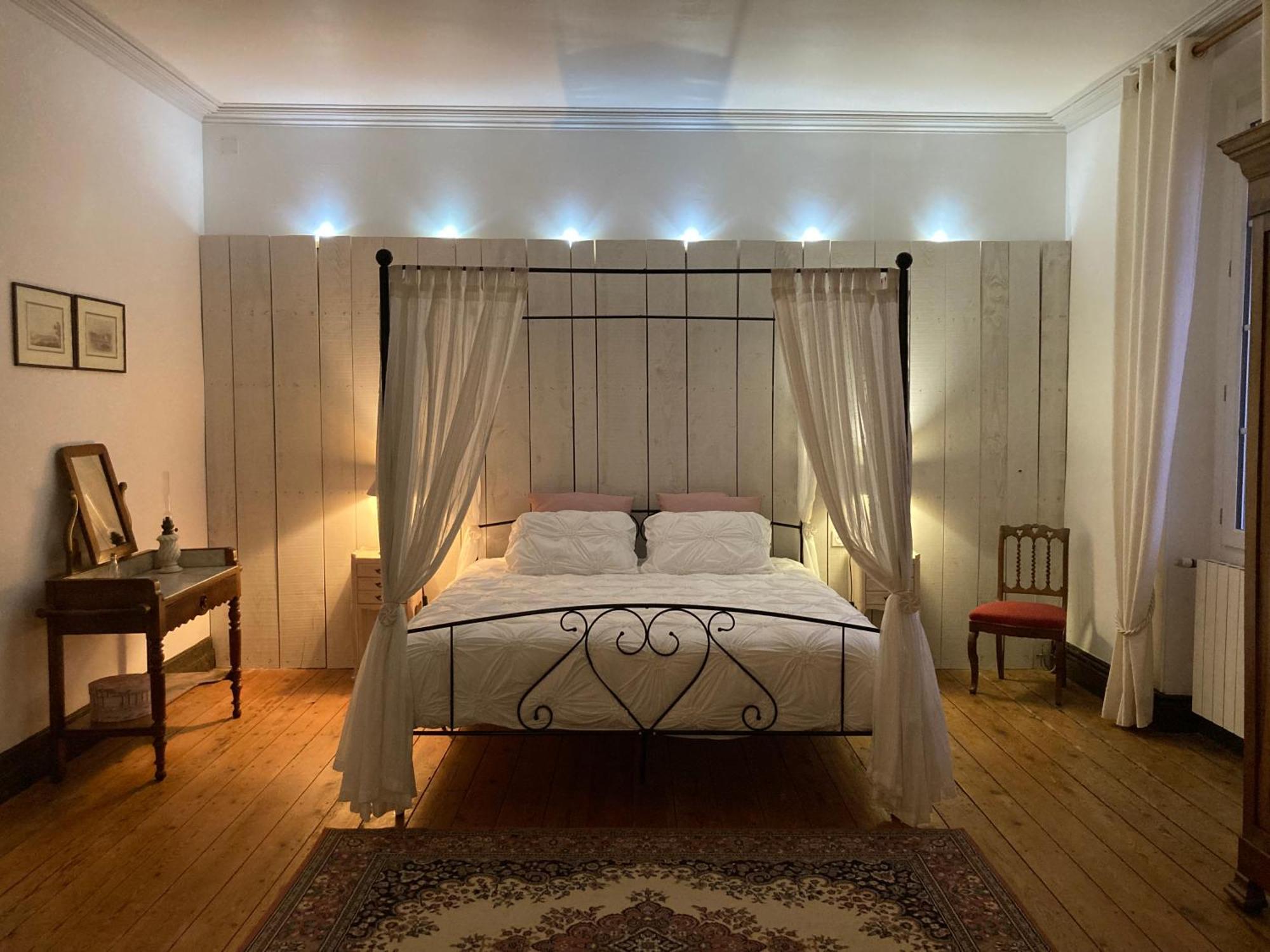 Les Croque-Notes, Chambres Et Table D'Hotes Lorignac Exteriér fotografie